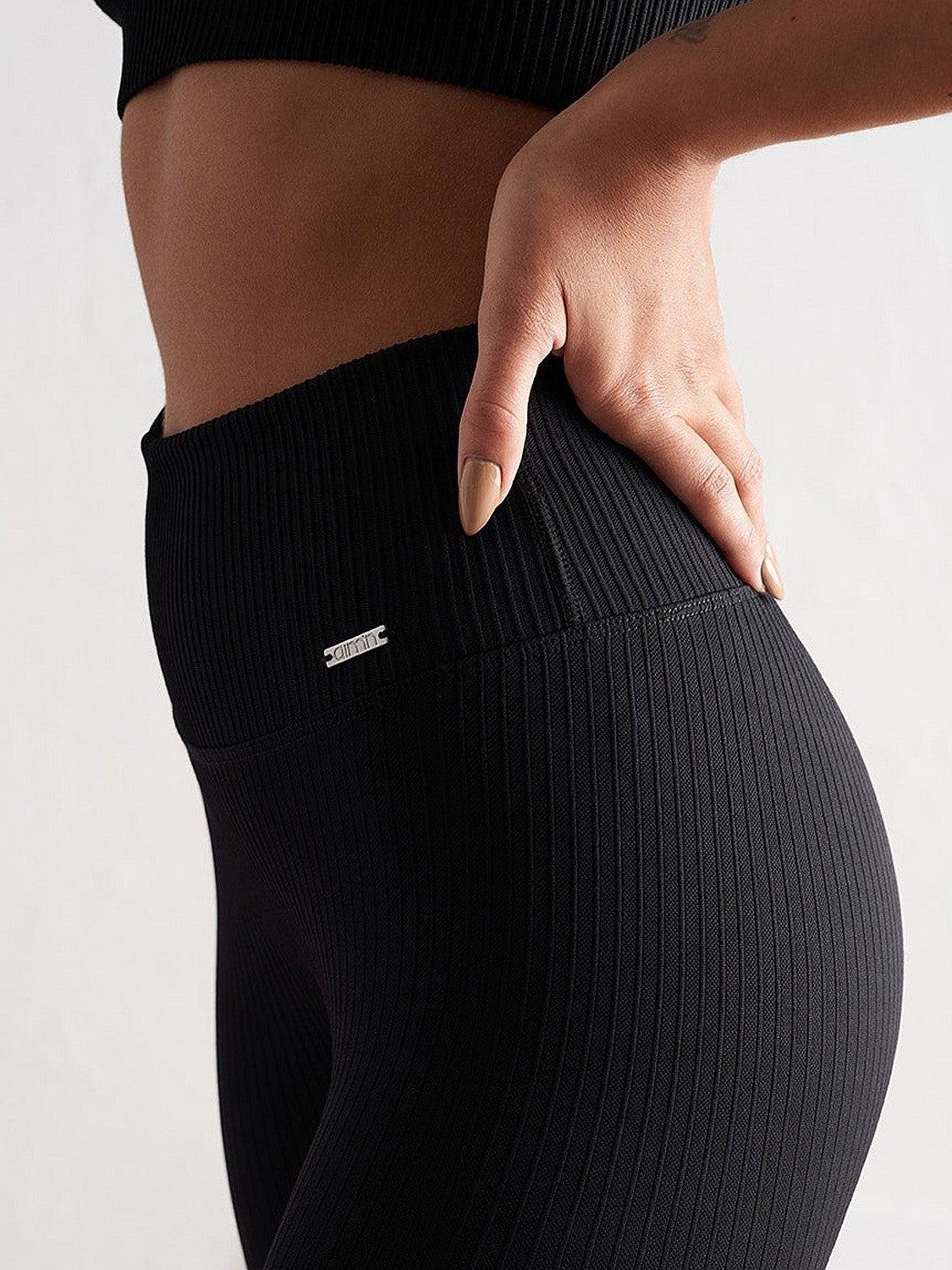 Black Ribbed Seamless Tights