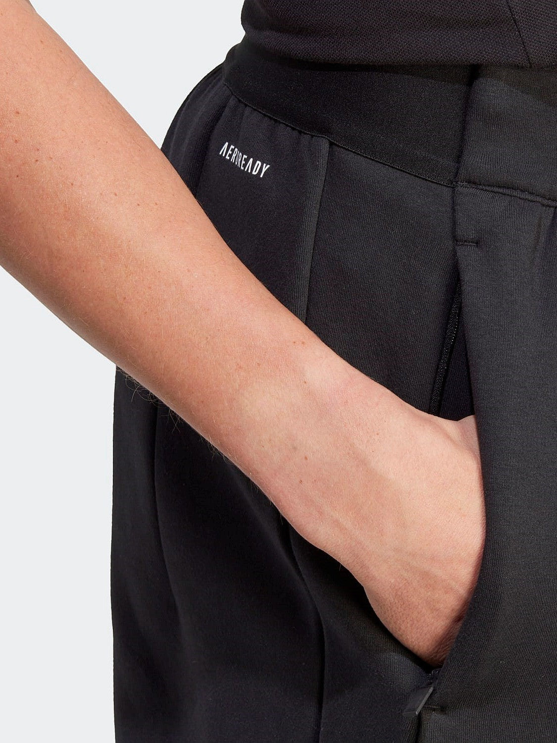 Z.N.E. Premium Shorts