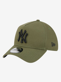 3930 A-Frame New York Yankees Stretch Fit Cap
