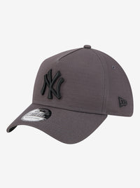 3930 A-Frame New York Yankees Stretch Fit Cap