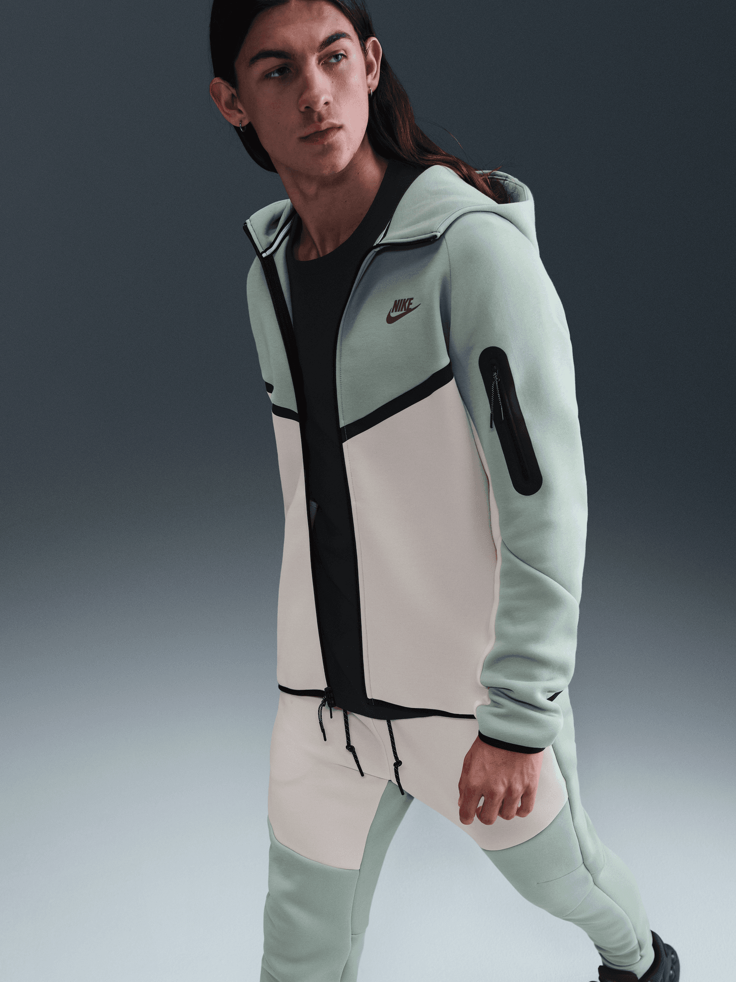 Tech Fleece Windrunner Hoodie