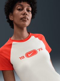 Chill Knit Slim Graphic Tee