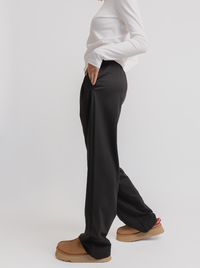 Lounge Pant in Black