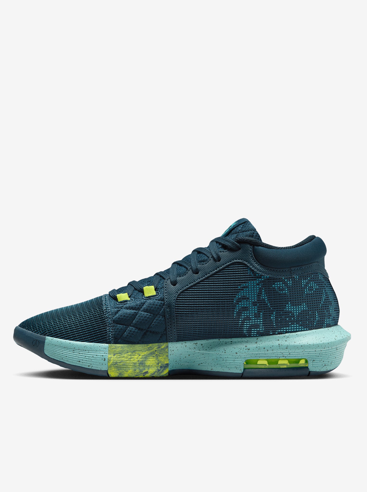 LeBron Witness 8