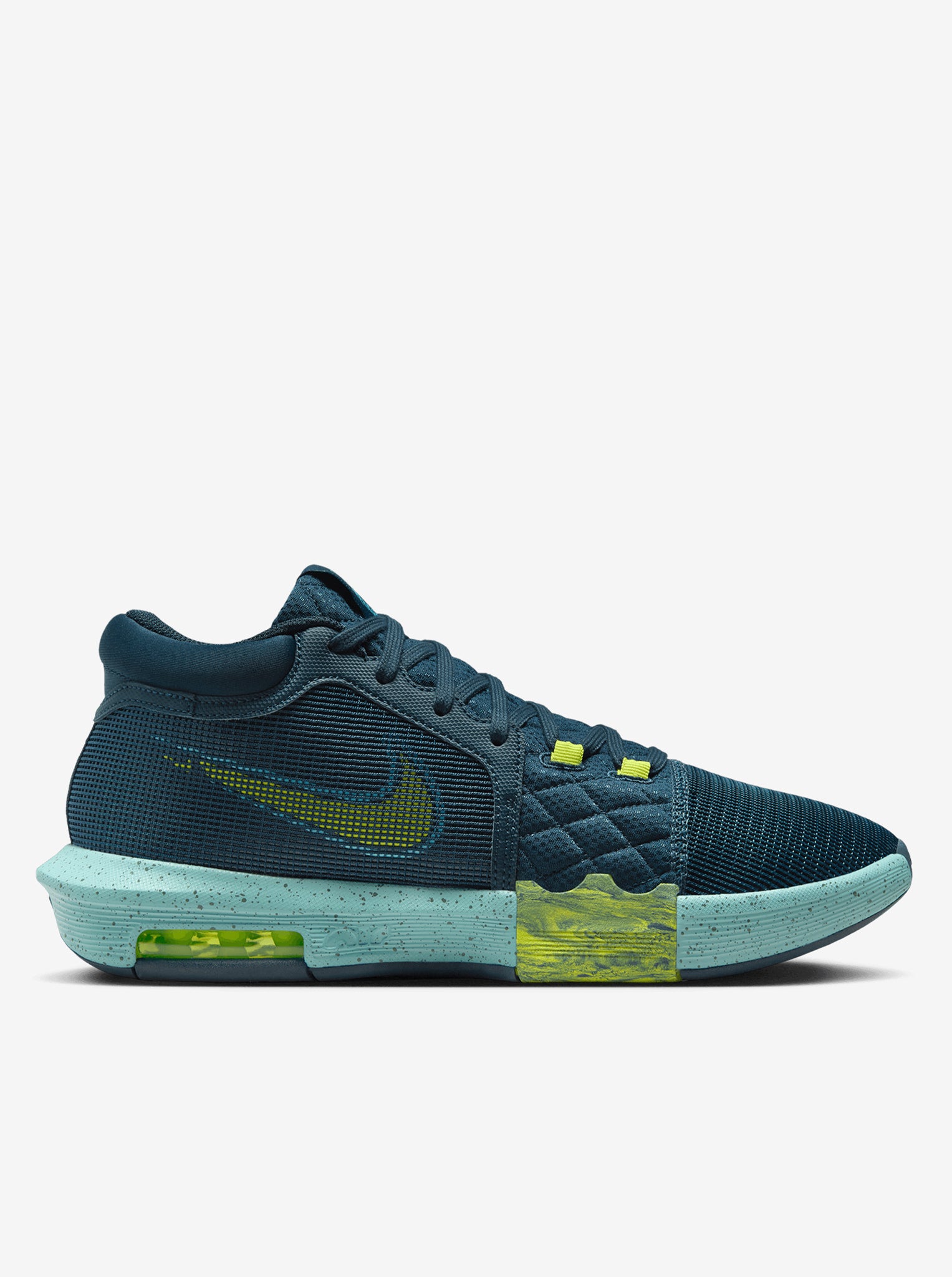 LeBron Witness 8