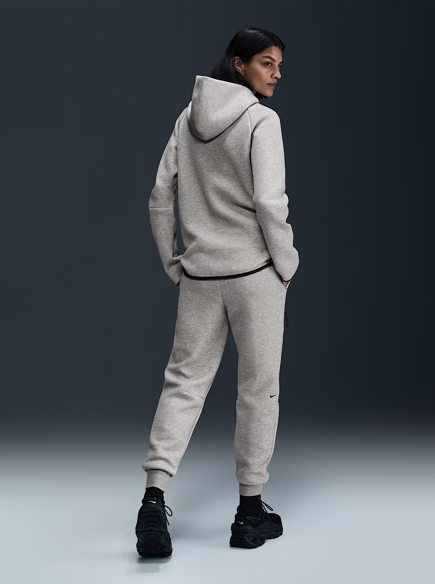 Sportswear Tech Fleece Mid-Rise Joggers