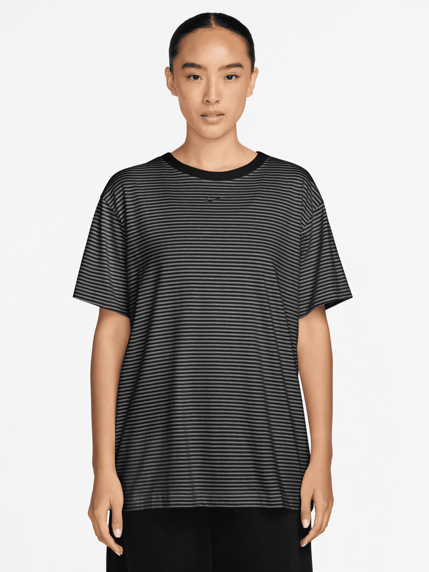 Sportswear Stripe Tee – Stirling Sports
