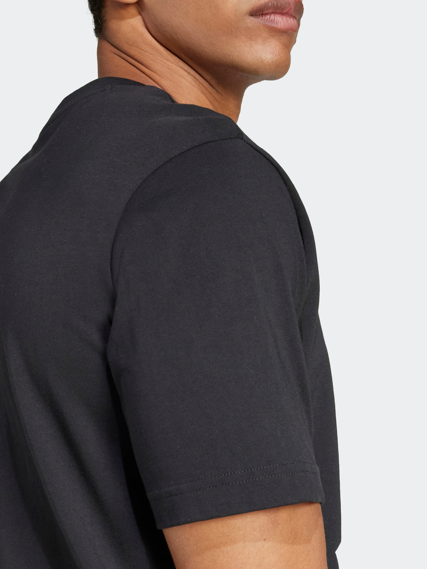 Essentials Big Logo Single Jersey T-Shirt