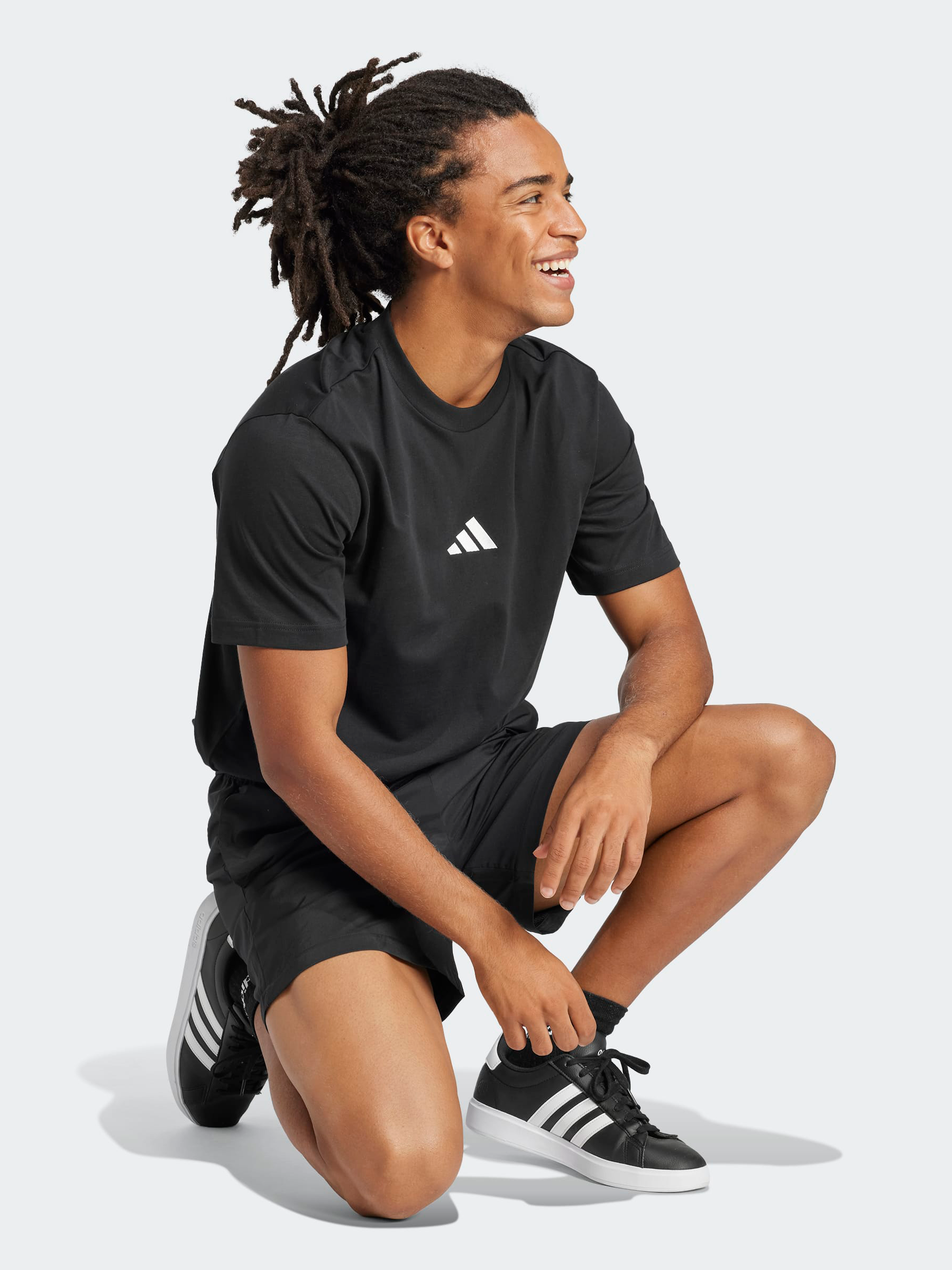 Essentials Small Logo Single Jersey T-Shirt