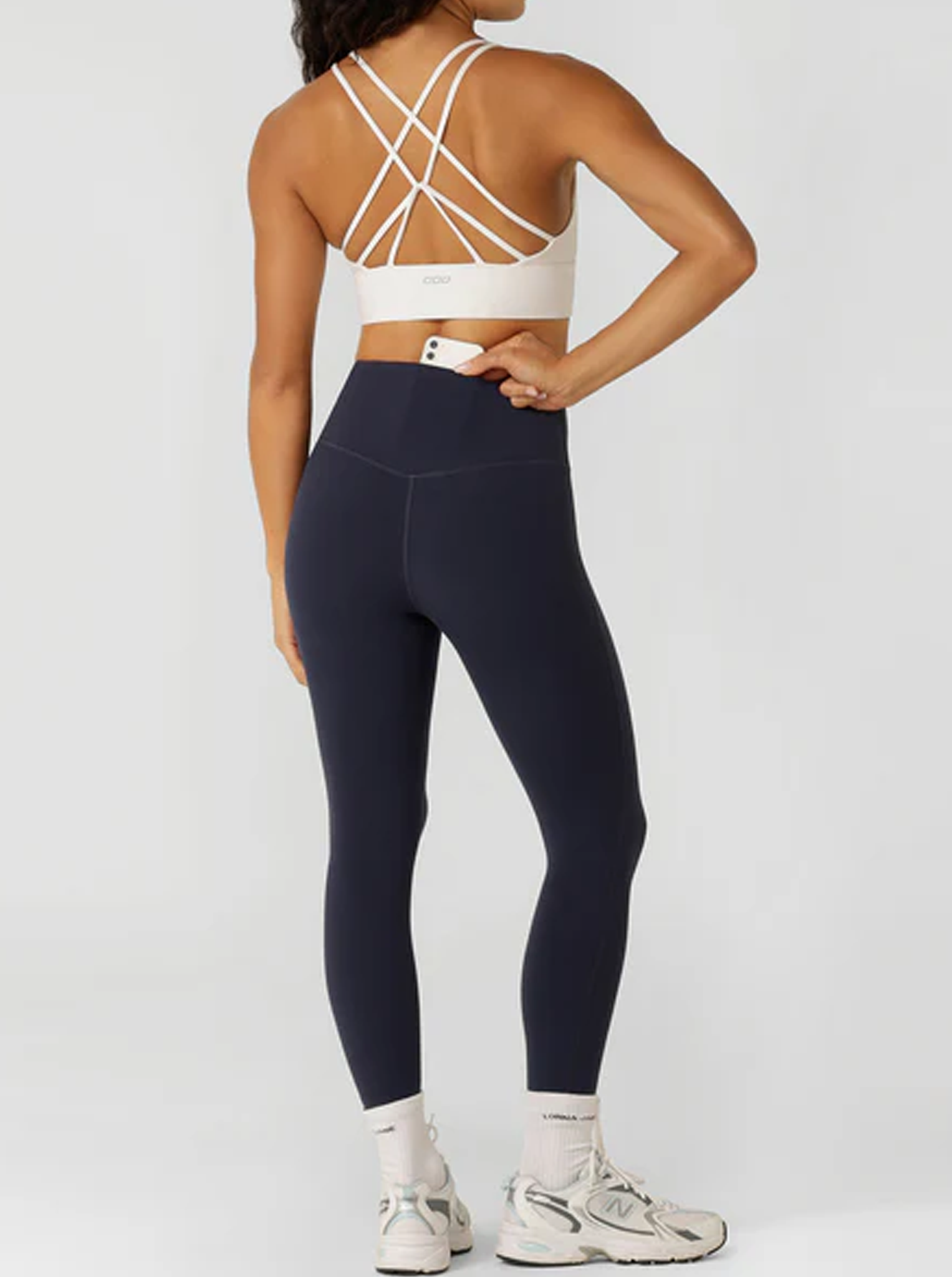 Lotus No Chafe Phone Pocket Ankle Biter Leggings