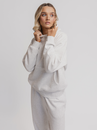 Heritage Hoodie In Snow Marle