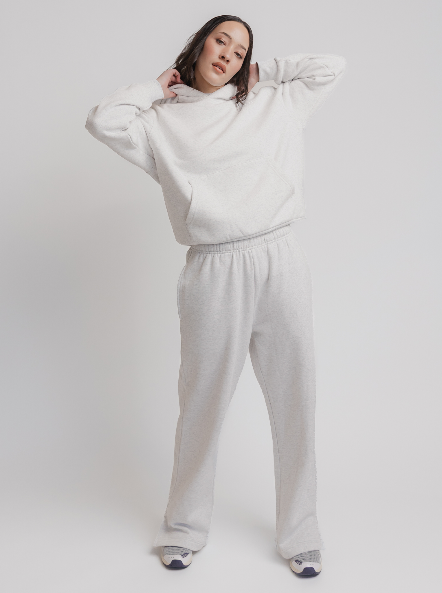 Heritage Hoodie In Snow Marle