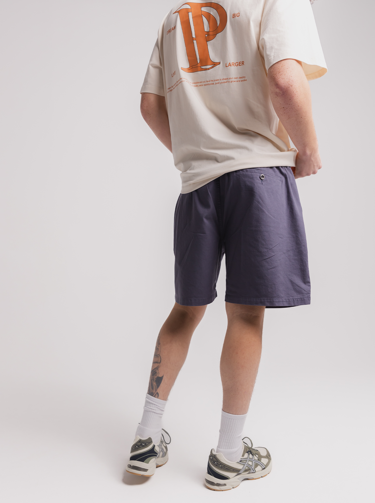 Retreat Shorts in Washed Navy