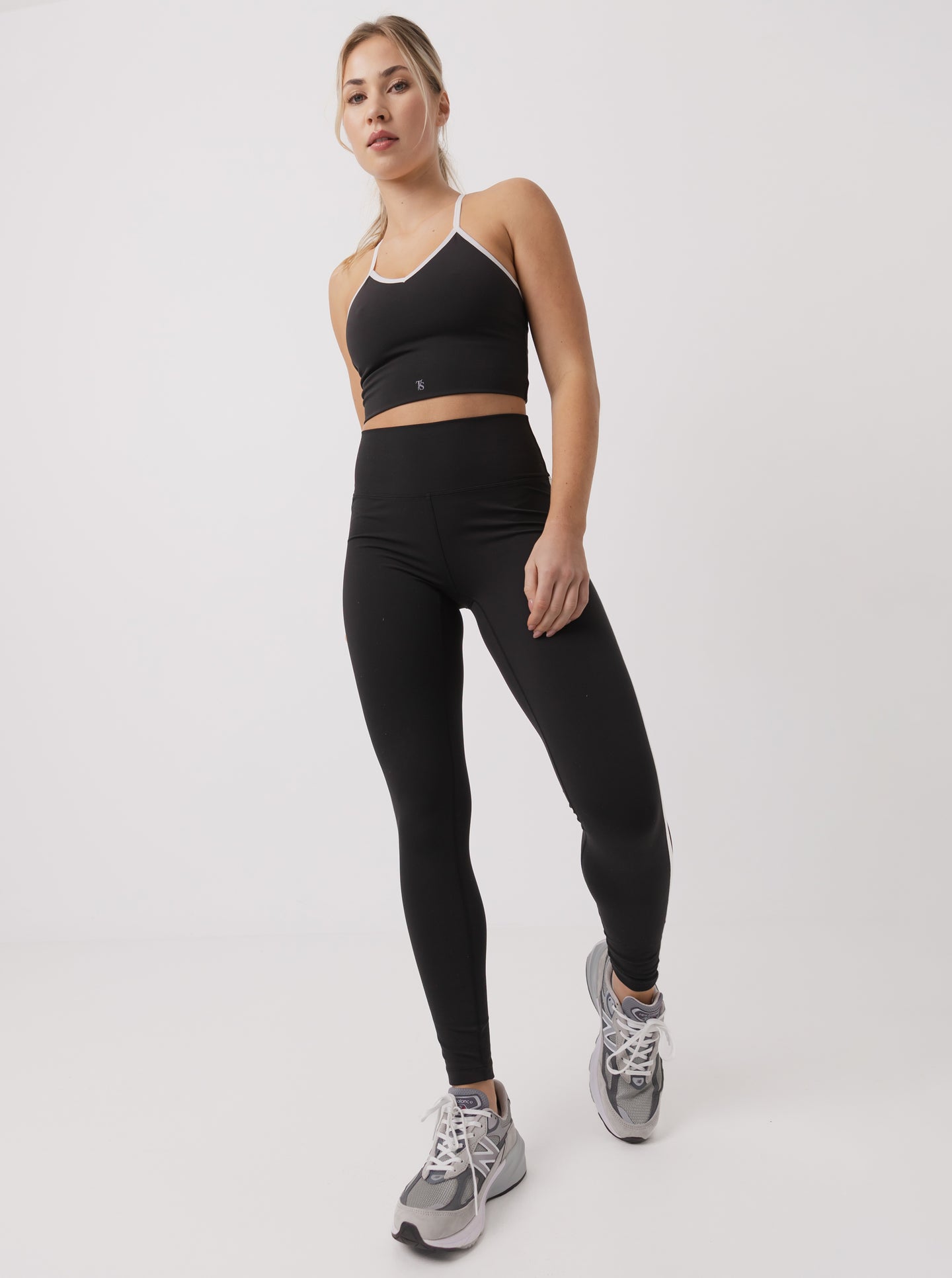 Retro Leggings in Black
