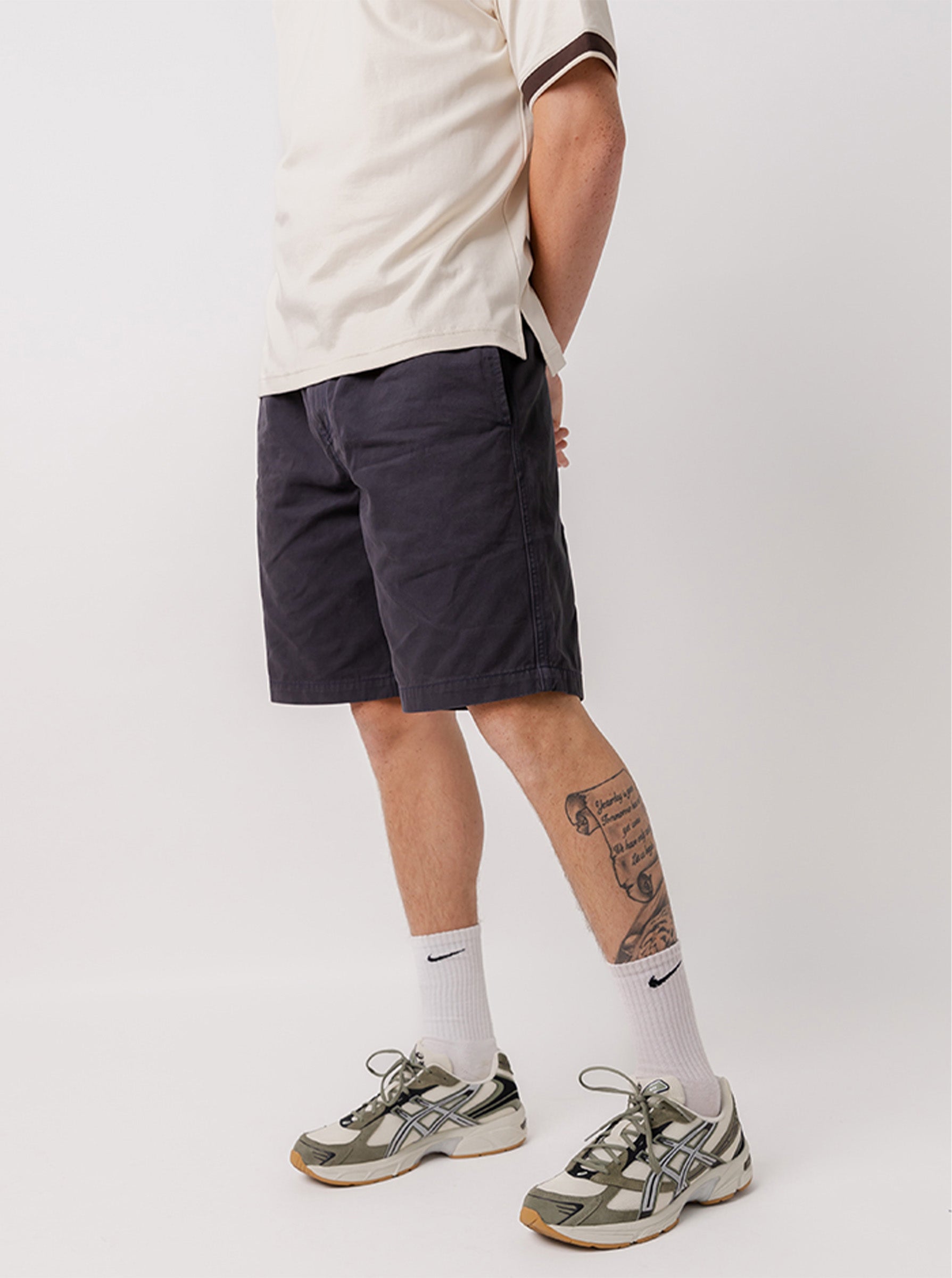Fairway Shorts in Dark Navy