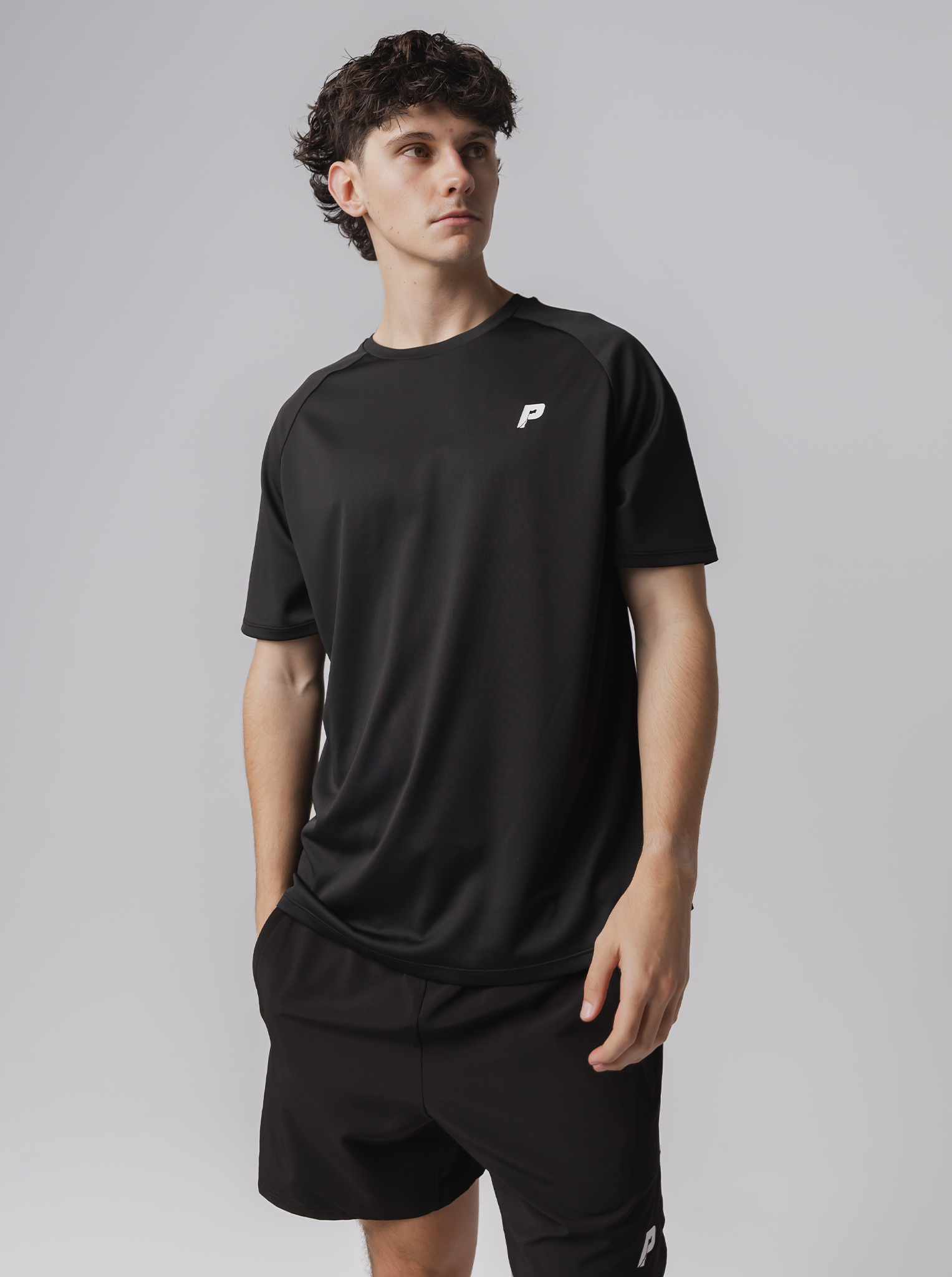 Performance Tee in Black