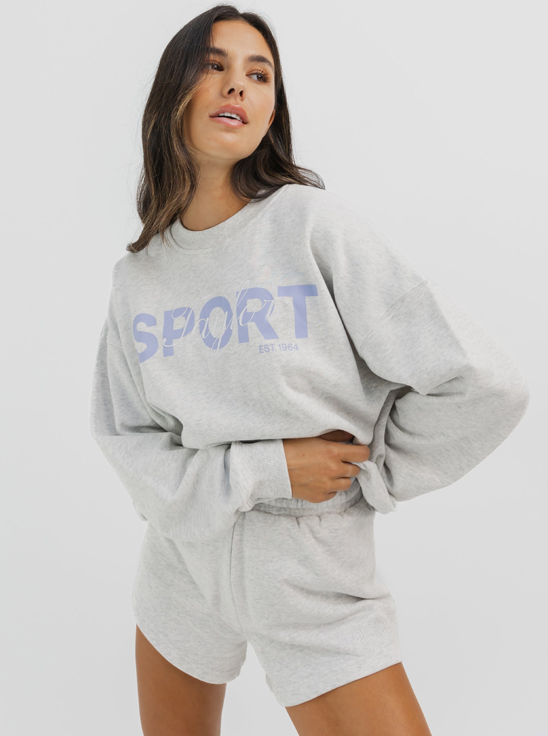 Summer Short in Snow Marle