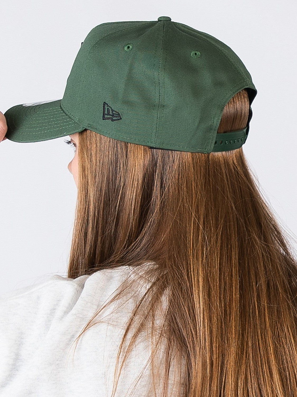 940AF Cilantro Green Atlbra Grn