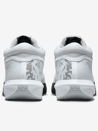 LeBron Witness VIII Unisex