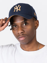 3930 New York Yankees Stretch Fit Cap