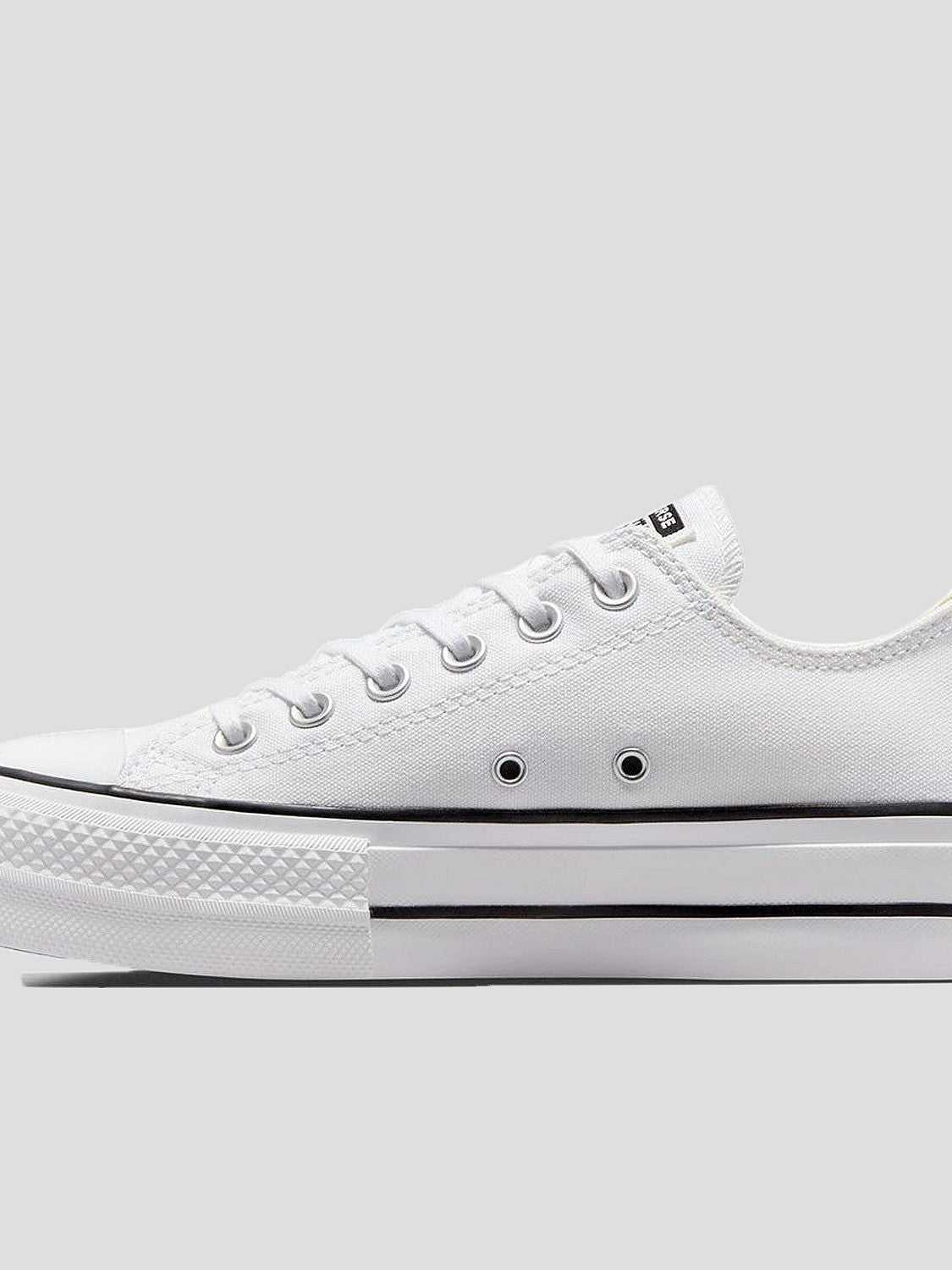 Chuck Taylor All Star Canvas Lift Low Top Womens