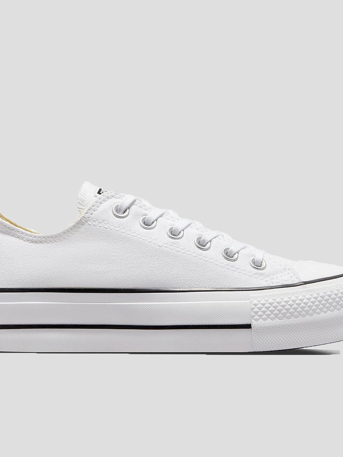 Chuck Taylor All Star Canvas Lift Low Top Womens