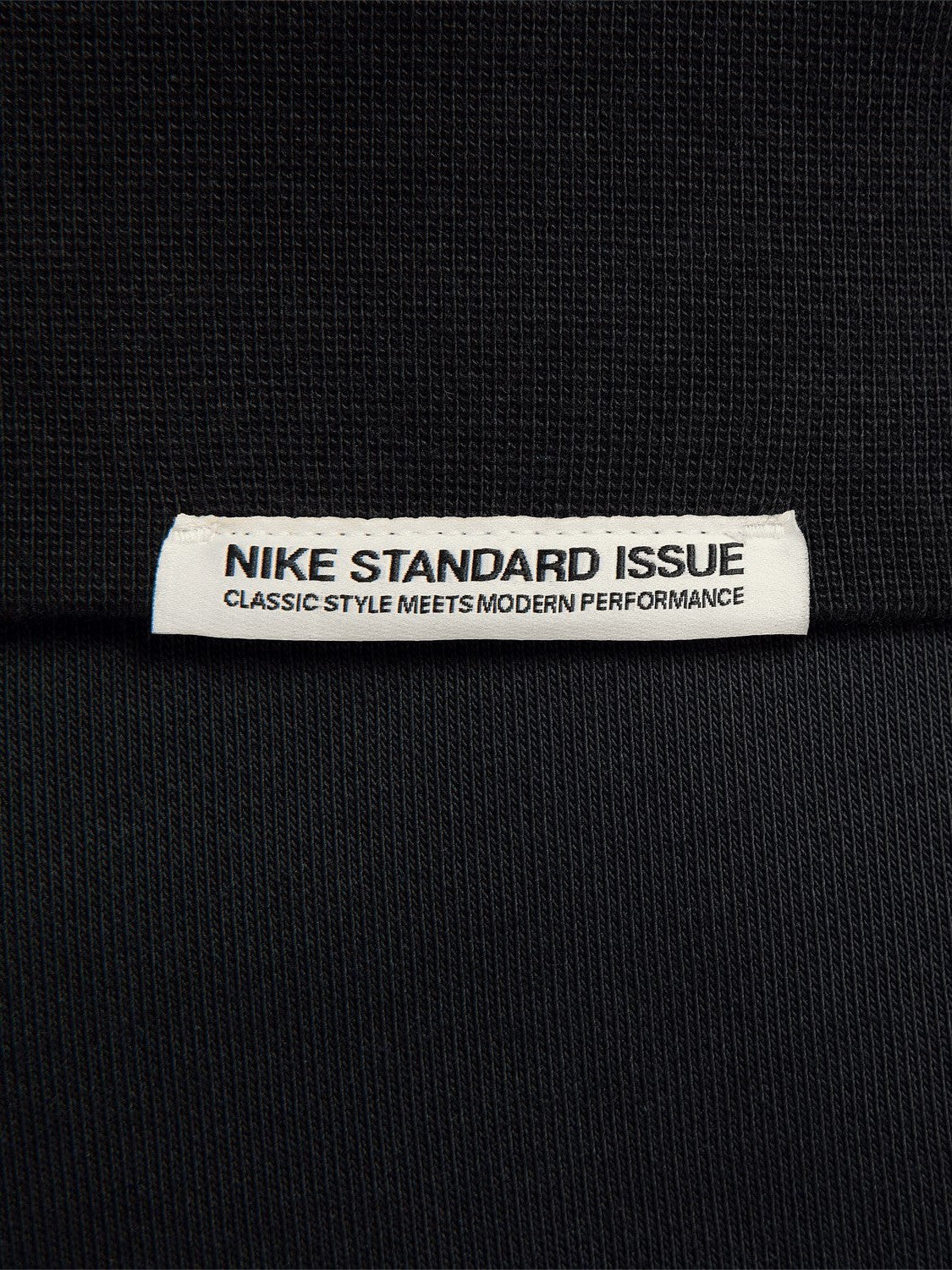 Dri-FIT Standard Issue Pullover Basketball Hoodie