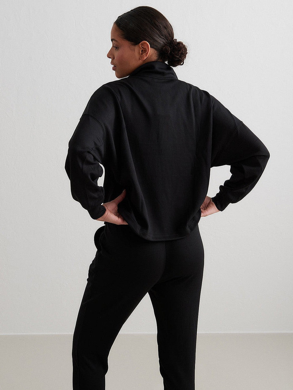 Black Comfy Half Zip