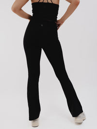 Flared Taylor Tight In Black