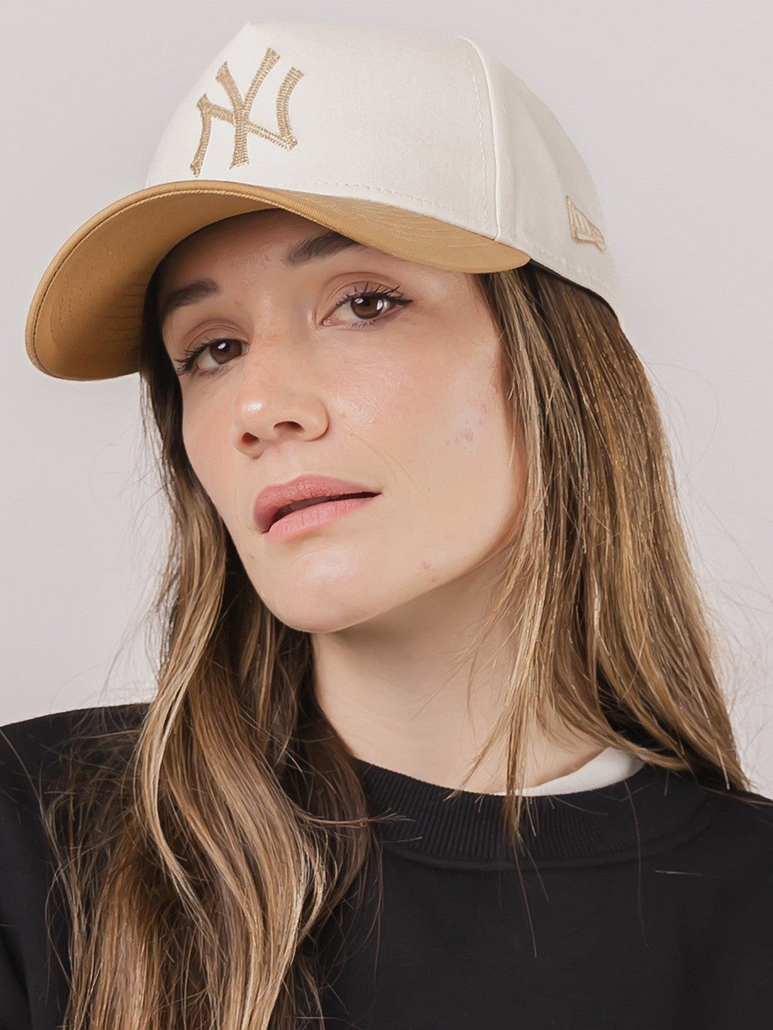 940 A-Frame New York Yankees Two Tone Snapback Cap