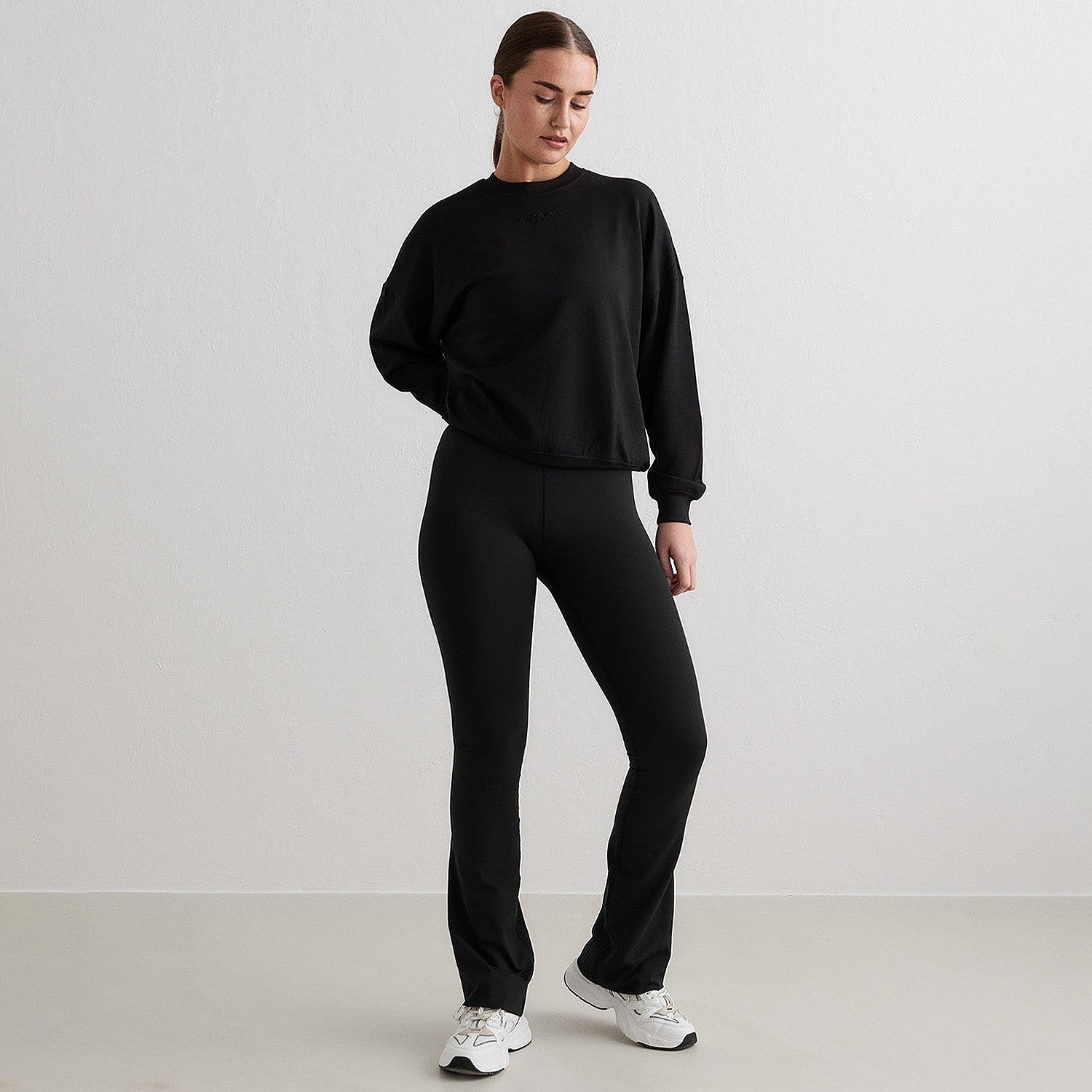 Black Comfy Sweatshirt