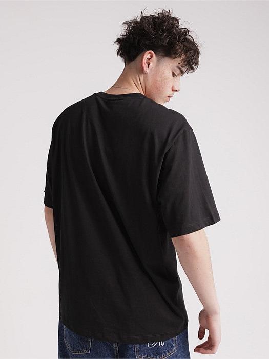 Script Classic Tee in Black