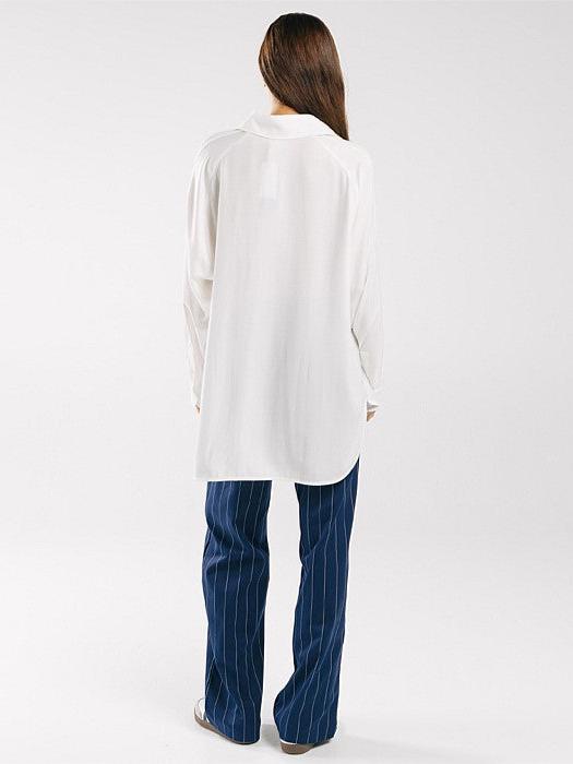 Premium Essentials Long Sleeve Shirt