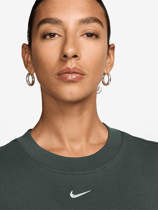 Sportswear Essential T-Shirt