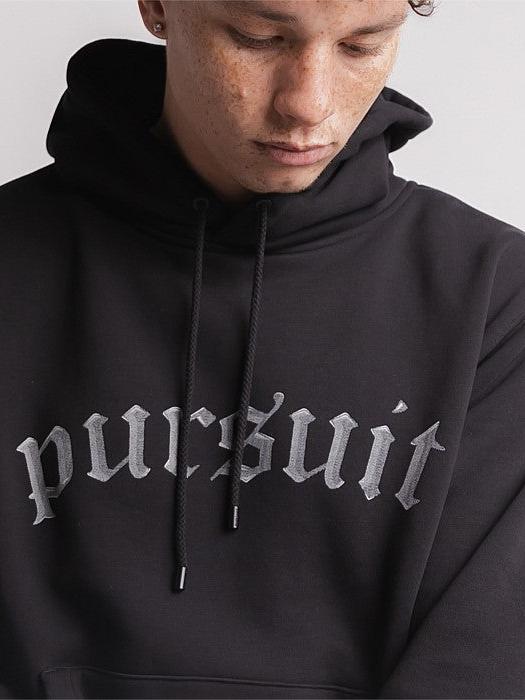 Chrome Heavyweight Pullover in Black