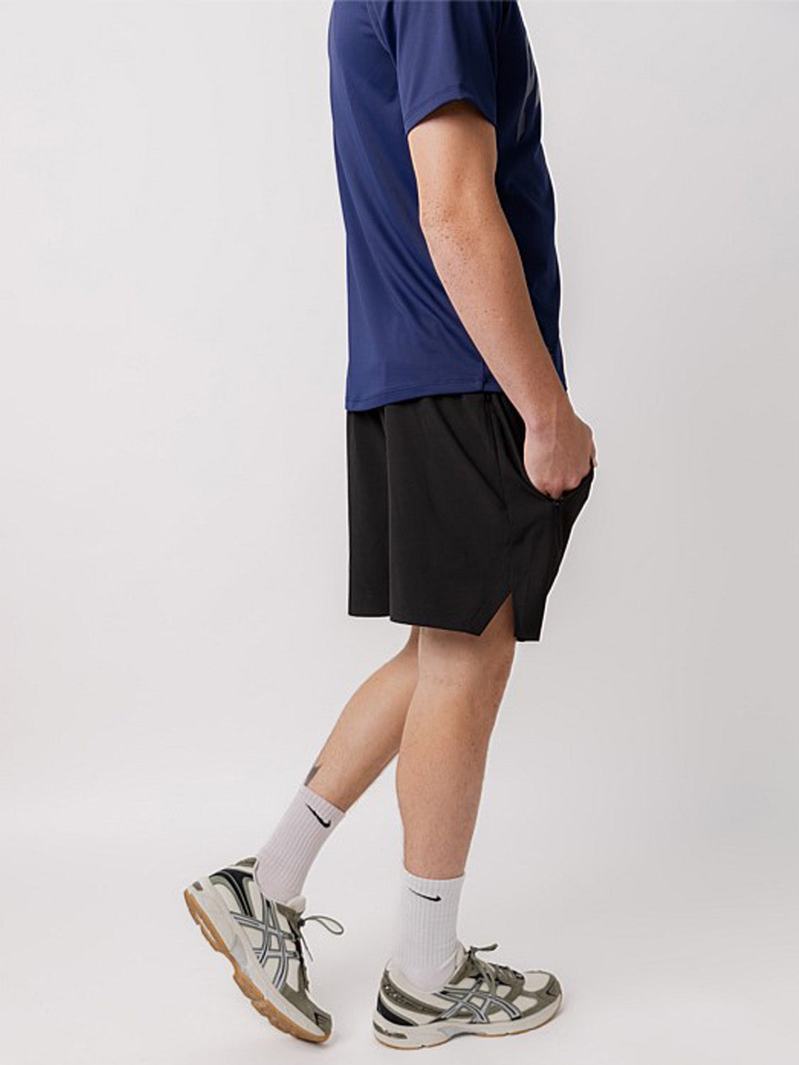 Performance 5" Short In Black