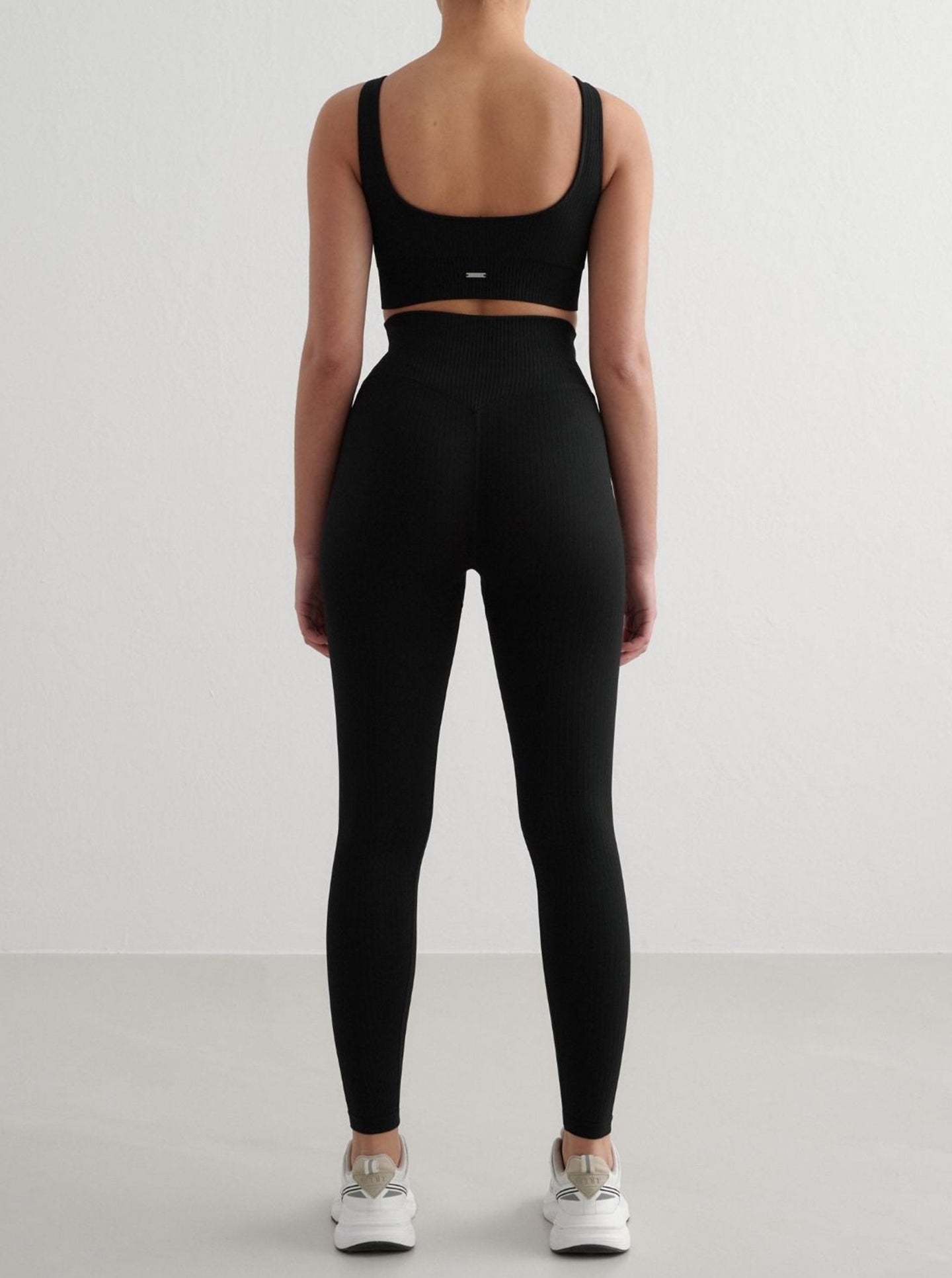 Black Ribbed Seamless Tights