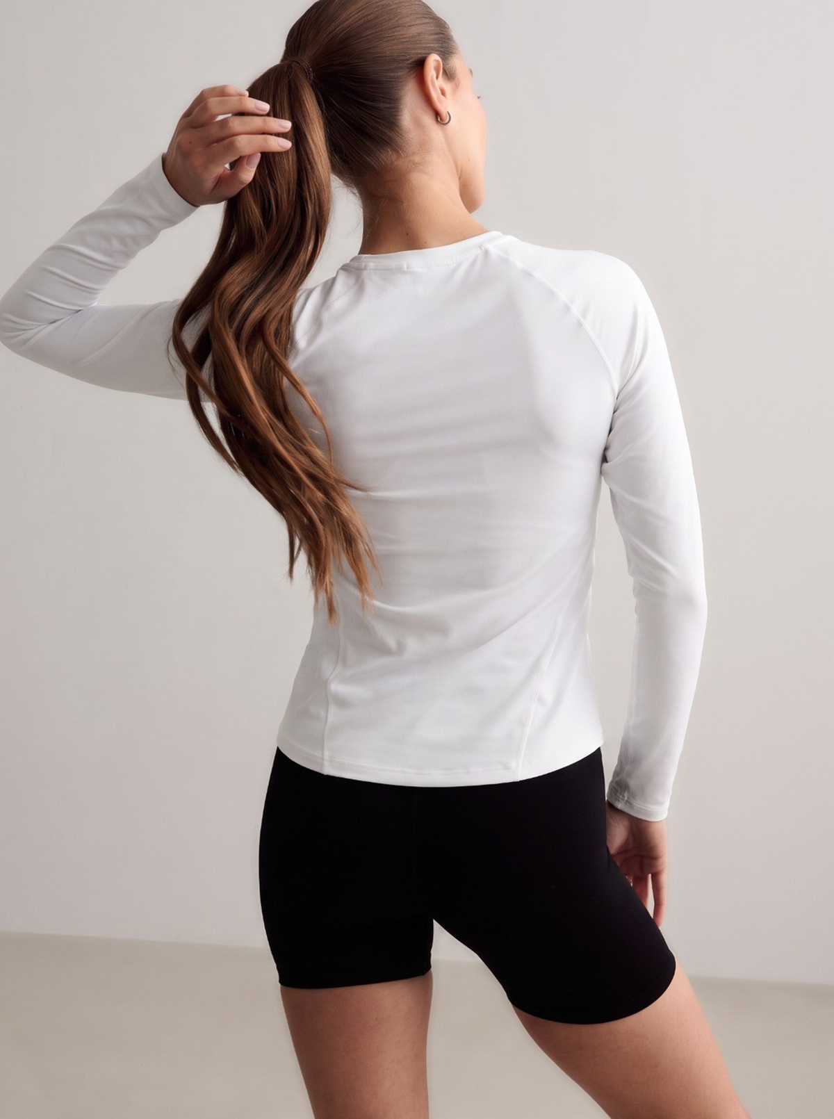 White Soft Basic Long Sleeve Tee