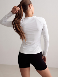 White Soft Basic Long Sleeve Tee
