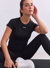 Soft Basic Short Sleeve in Black