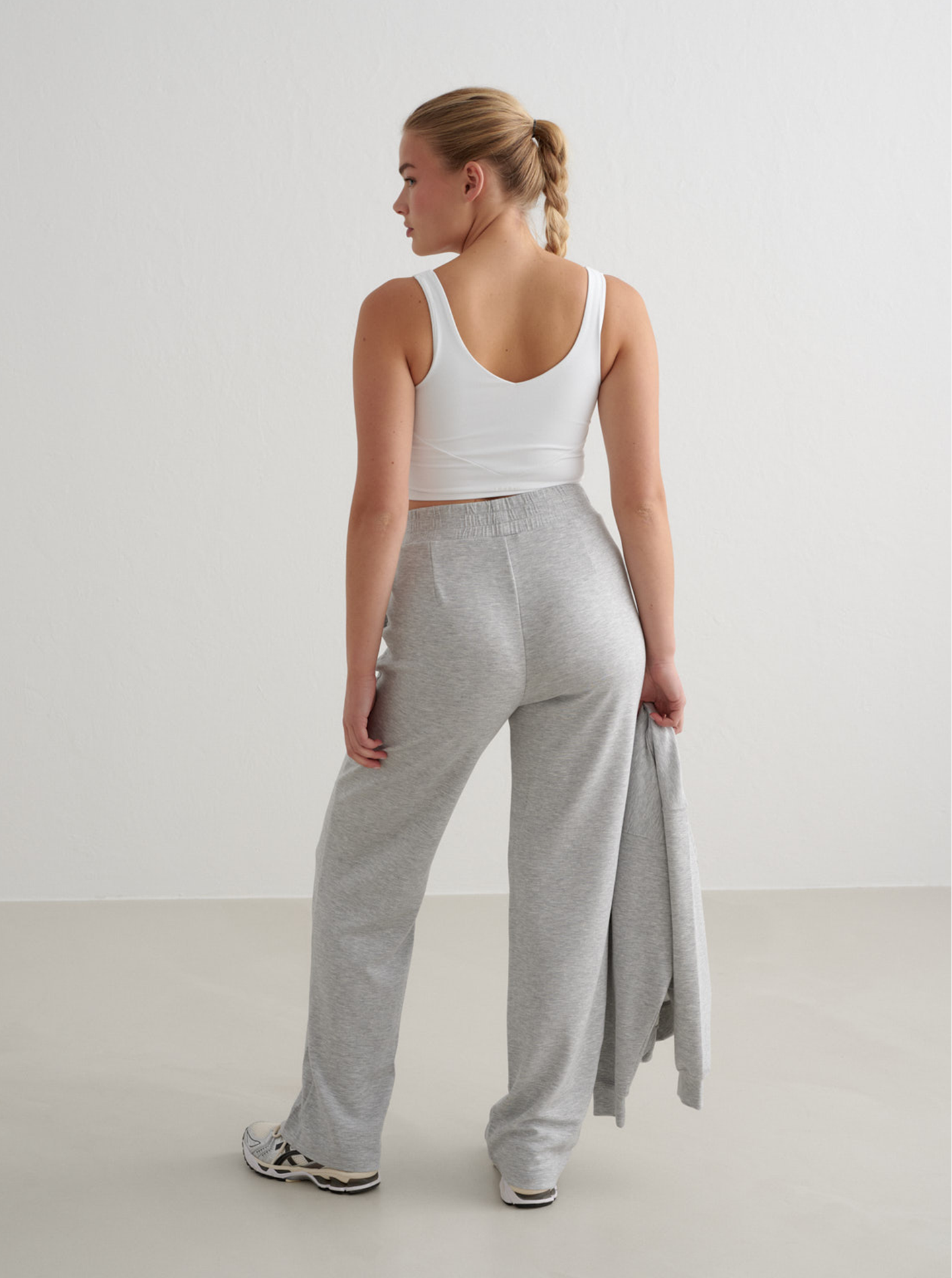 Comfy Modal Sweatshirt