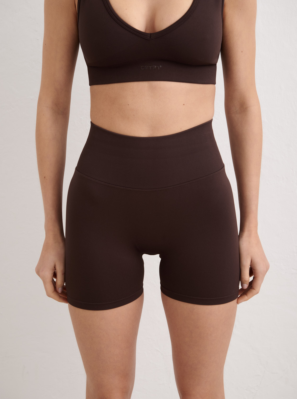 Shape Seamless Hotpants in Chocolate