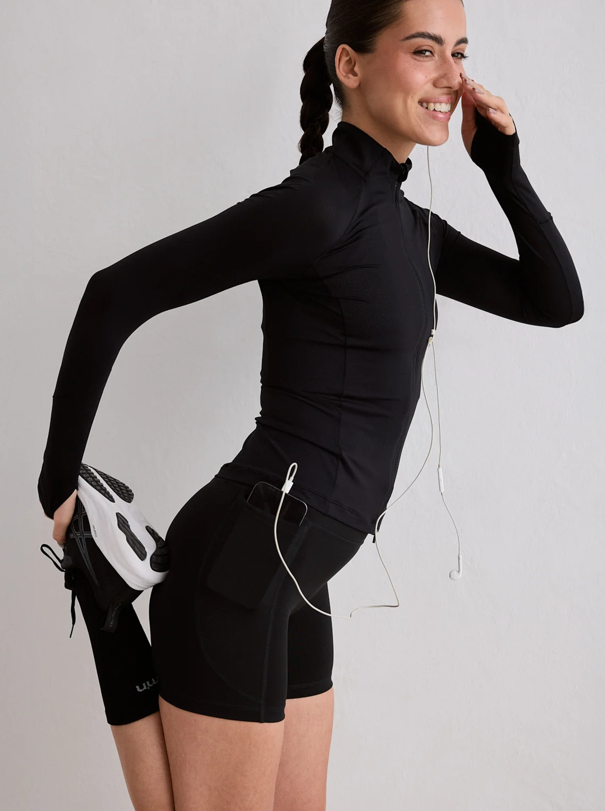 Running Midi Biker Shorts in Black