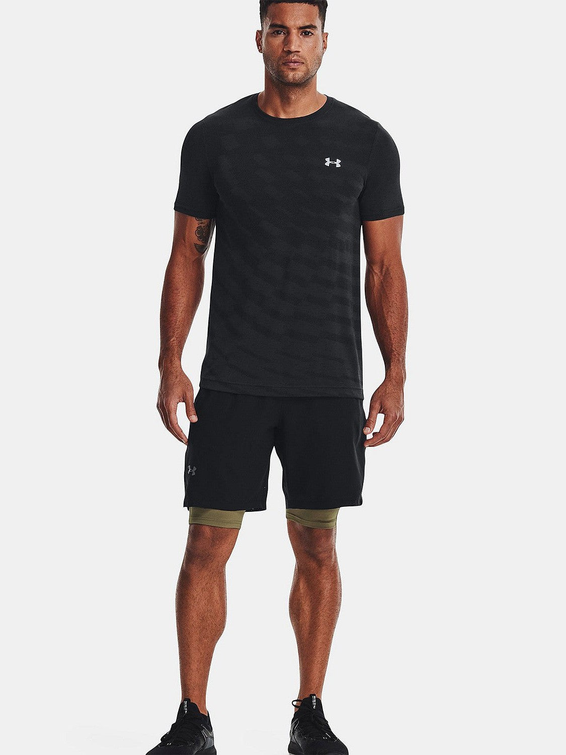 Vanish Woven Shorts