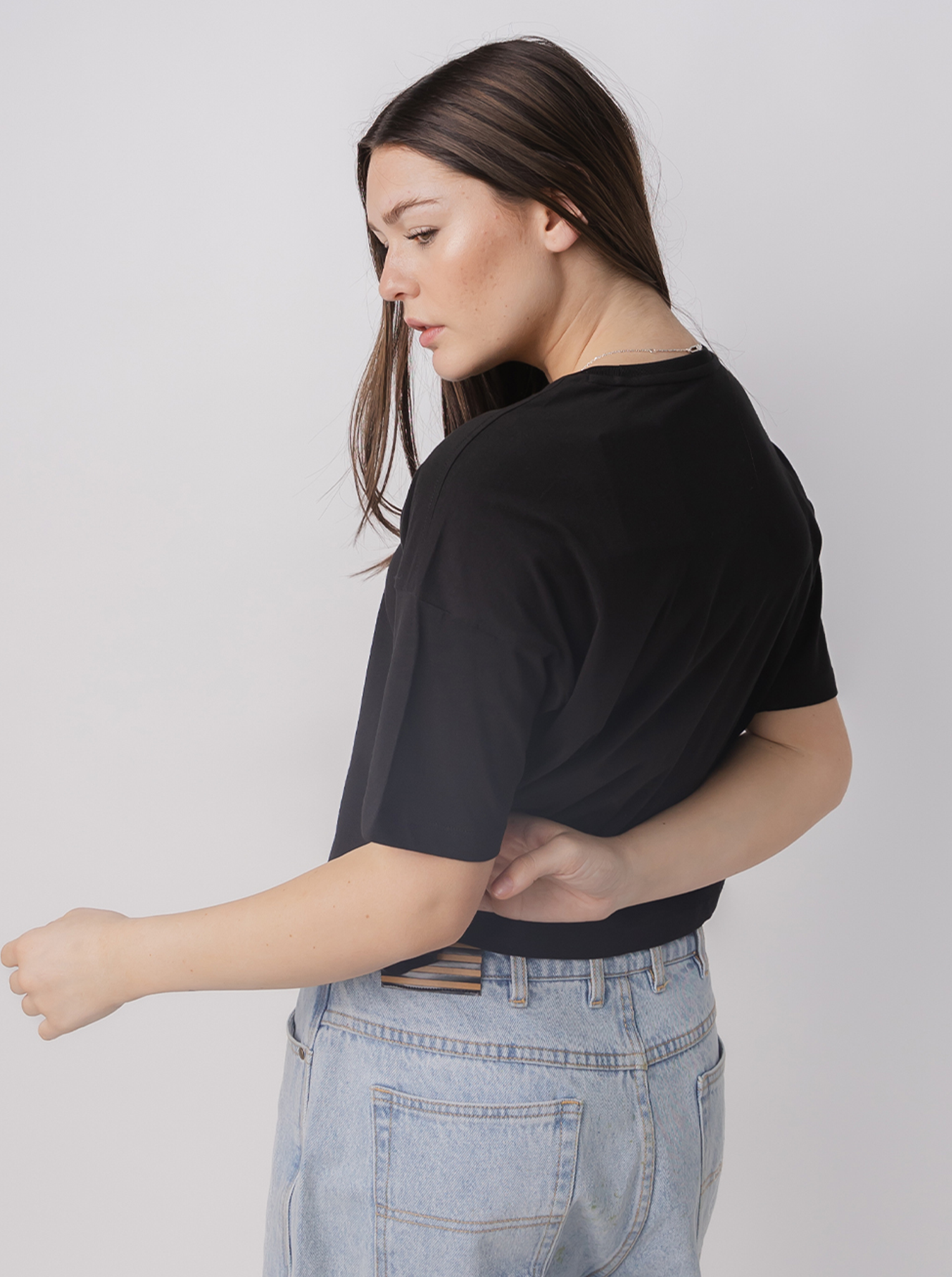 Essential Cropped Logo Tee