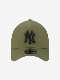 3930 A-Frame New York Yankees Stretch Fit Cap