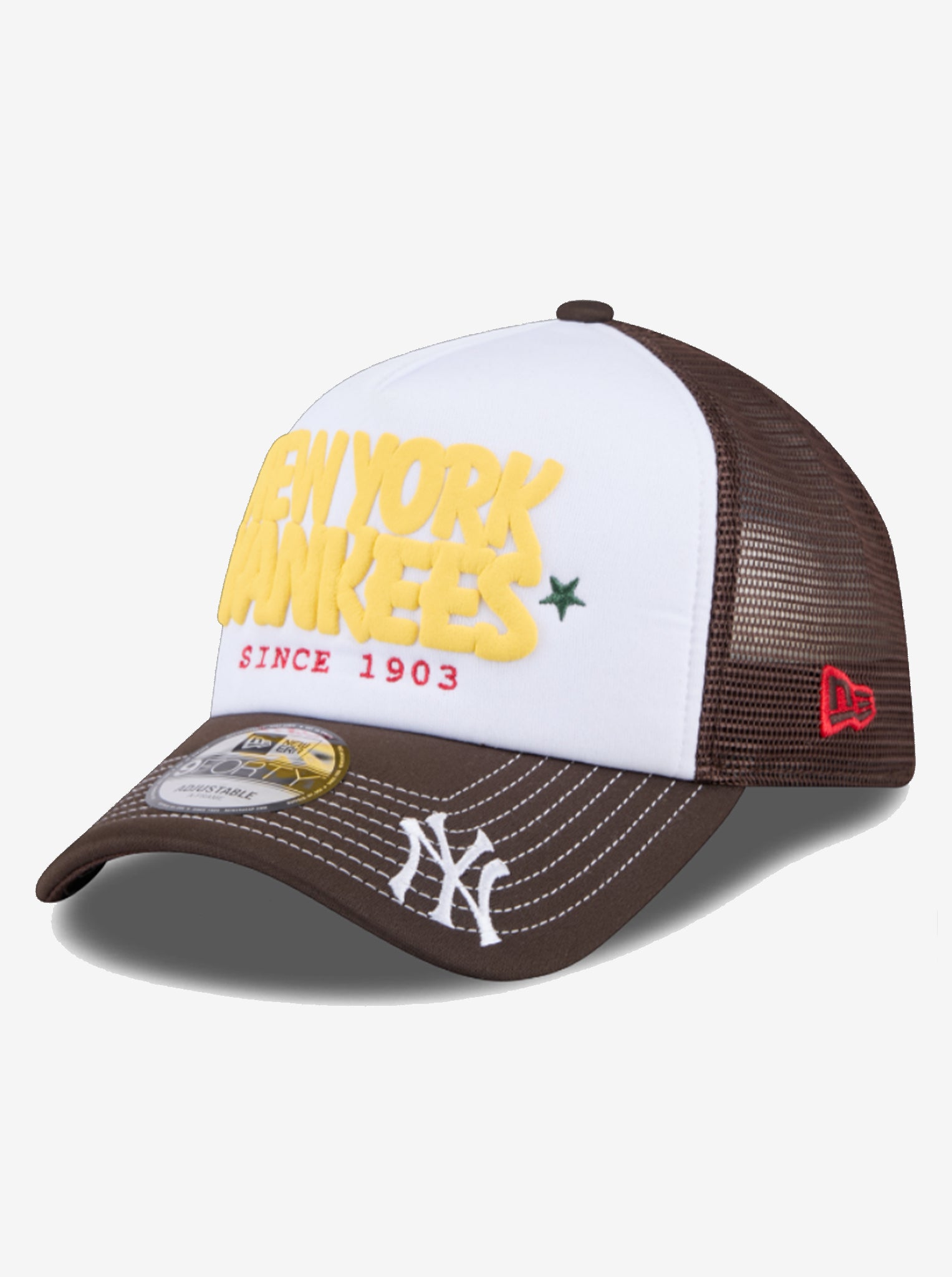 940 A-Frame New York Yankees Trucker Cap