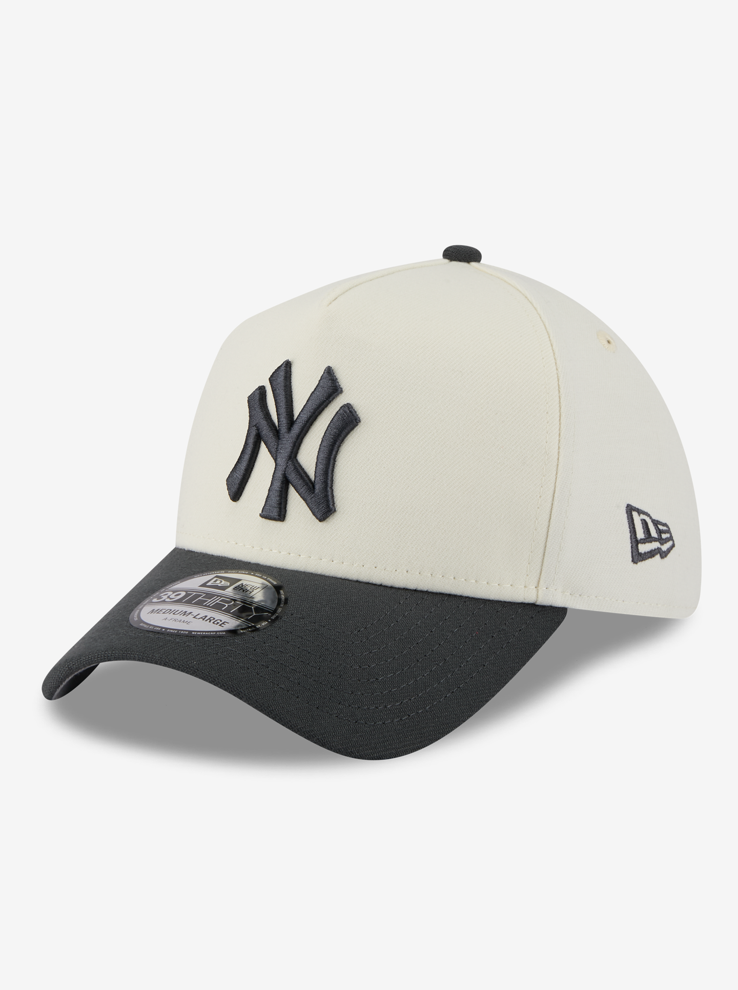 3930 A-Frame New York Yankees 2-Tone Snapback Cap