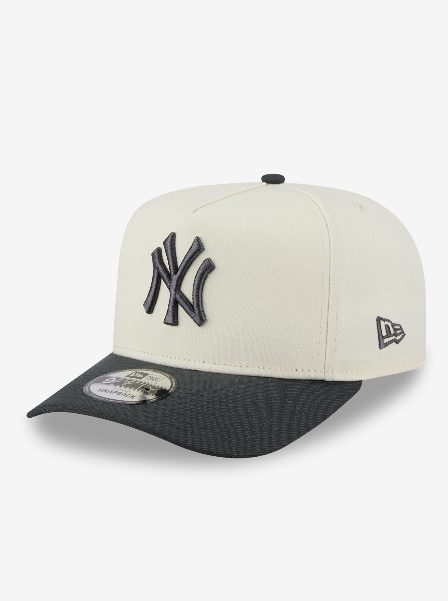 950 A-Frame New York Yankees 2-Tone Snapback Cap