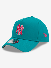 3930 A-Frame New York Yankees Fitted Cap
